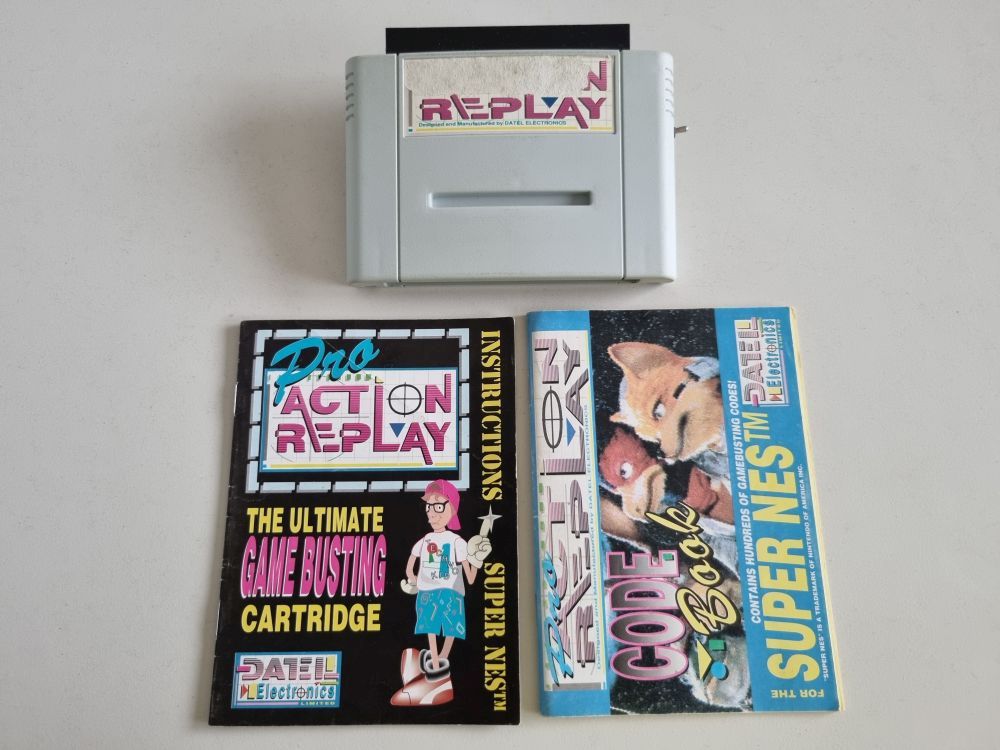 SNES Pro Action Replay - zum Schließen ins Bild klicken