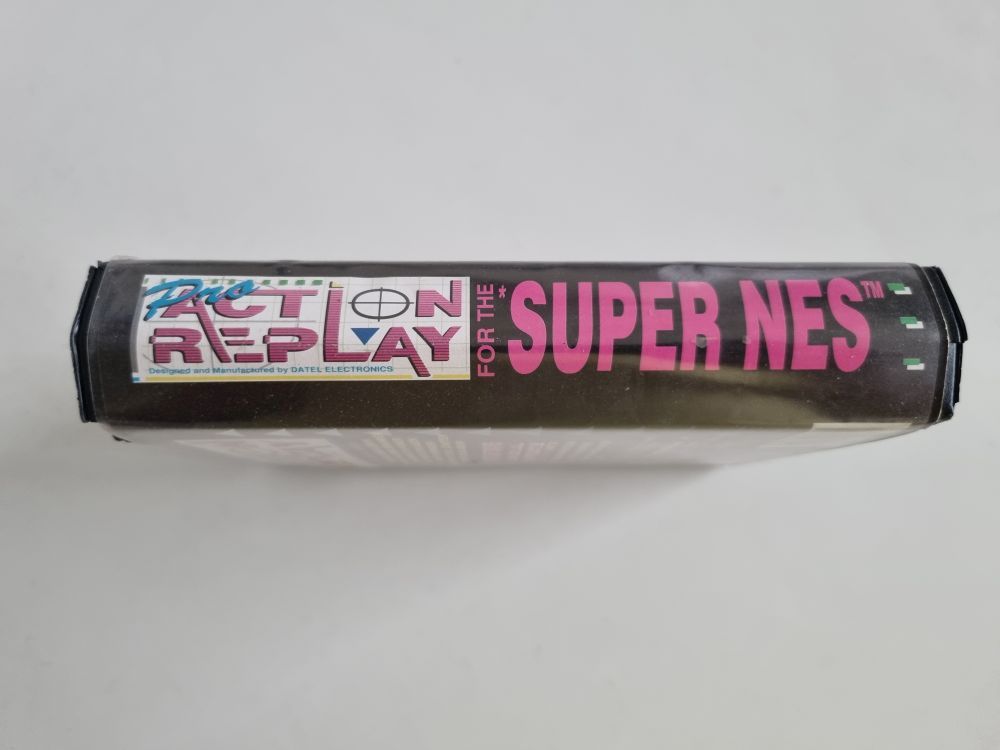 SNES Pro Action Replay - zum Schließen ins Bild klicken