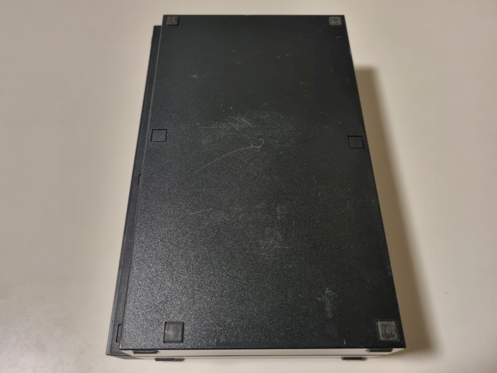 PS2 Console Fat - SCPH-30004 - zum Schließen ins Bild klicken