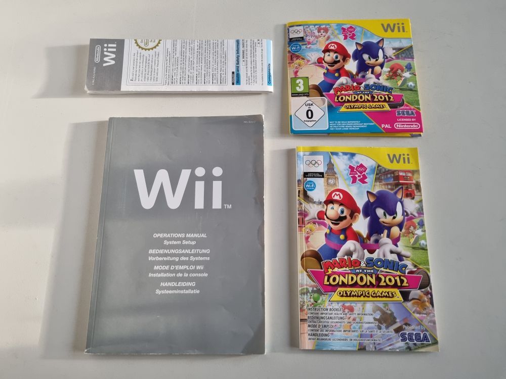 Wii Console Blue - Mario & Sonic Limited Edition Pack - zum Schließen ins Bild klicken